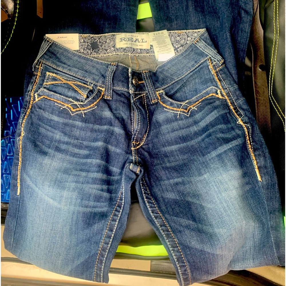 Ariats 27L never worn.